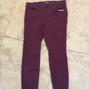 Gloria Vanderbilt skinny pants